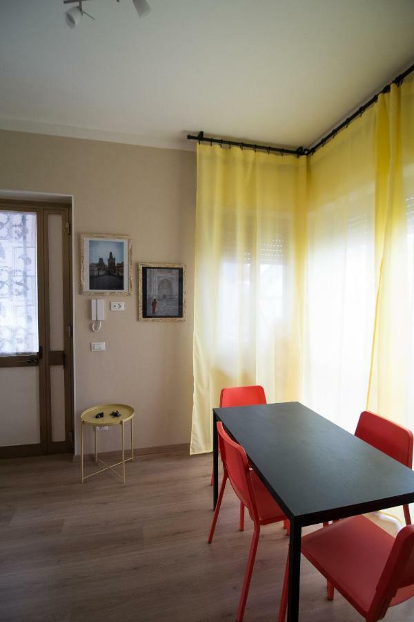 La Casetta Del Viaggiatore - "Traveller'S Home" Torre del Lago Puccini Eksteriør bilde